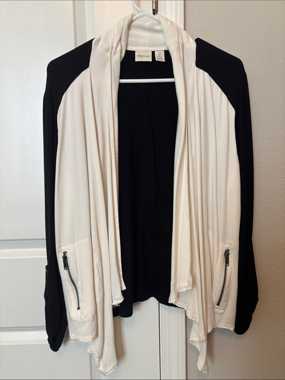 Zenergy by Chicos Black & Cream Open Front Draped Cardigan